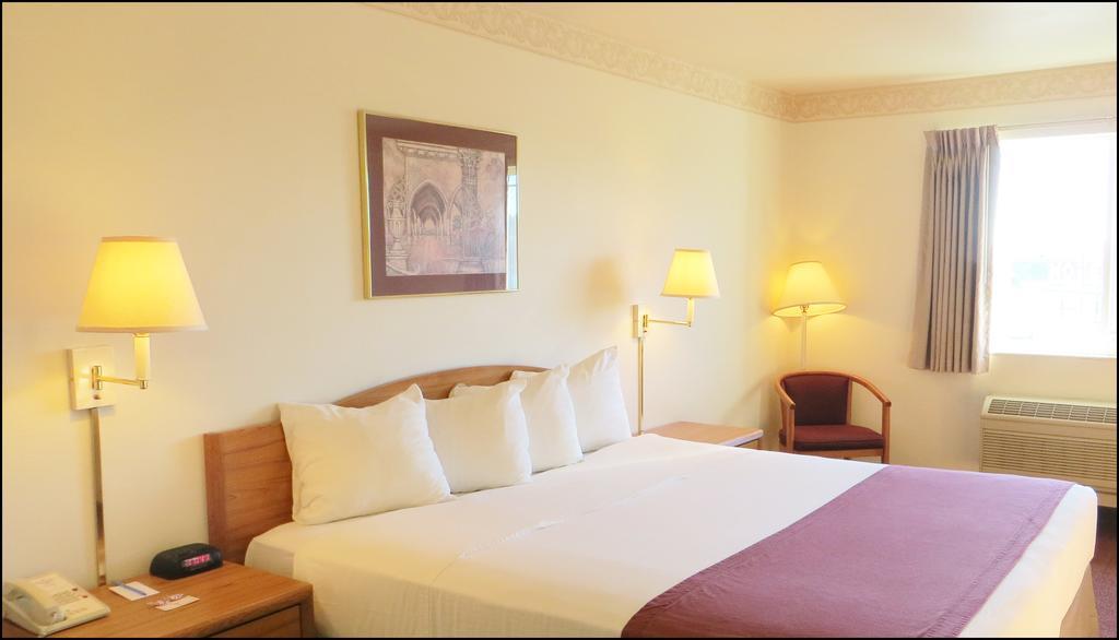 Peppermill Empress Inn Centralia Dış mekan fotoğraf